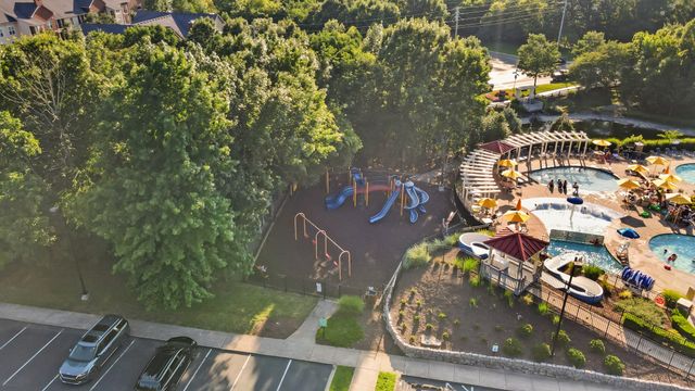 1042 Bradford Park Rd, Mount Juliet, TN 37122