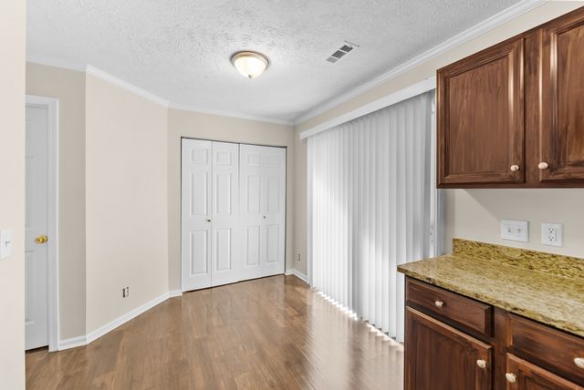 1042 Bradford Park Rd, Mount Juliet, TN 37122