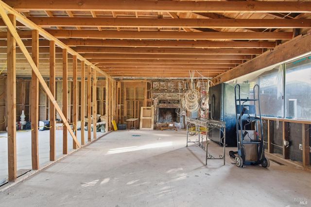 5140 Sharp Rd, Calistoga, CA 94515