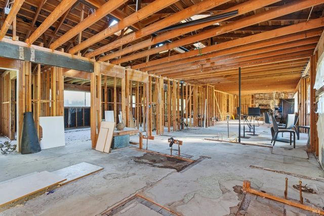 5140 Sharp Rd, Calistoga, CA 94515