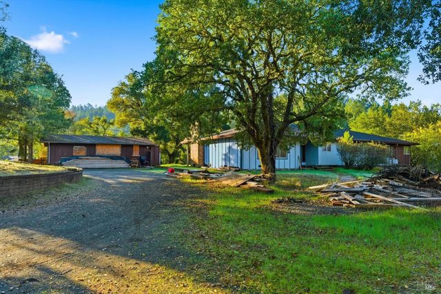5140 Sharp Rd, Calistoga, CA 94515