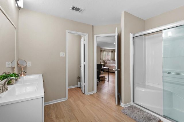 10551 Logger Pine Trail, Houston, TX 77088