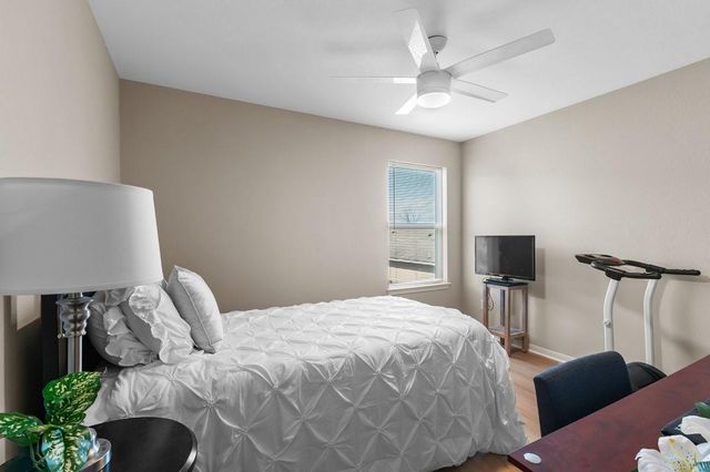 10551 Logger Pine Trail, Houston, TX 77088