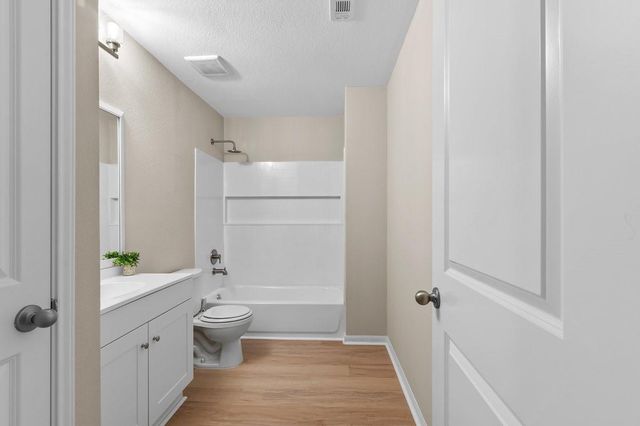 10551 Logger Pine Trail, Houston, TX 77088