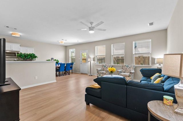 10551 Logger Pine Trail, Houston, TX 77088