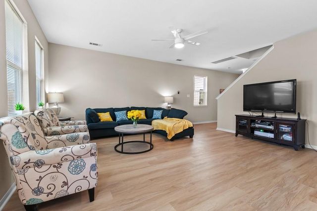 10551 Logger Pine Trail, Houston, TX 77088