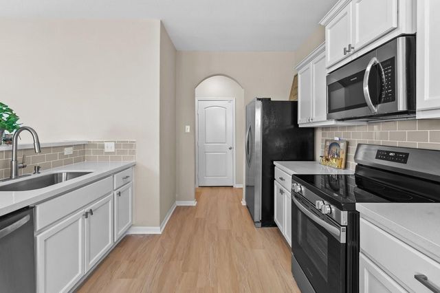 10551 Logger Pine Trail, Houston, TX 77088