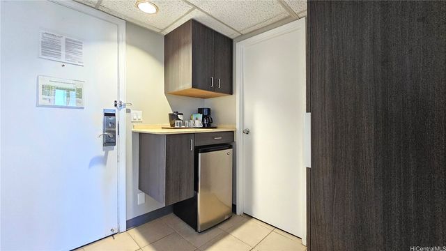 1850 Ala Moana Boulevard 715, Honolulu, HI 96815