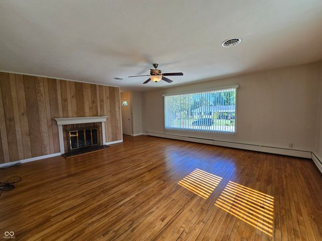 1141 Sugar Hill Drive, Rushville, IN 46173