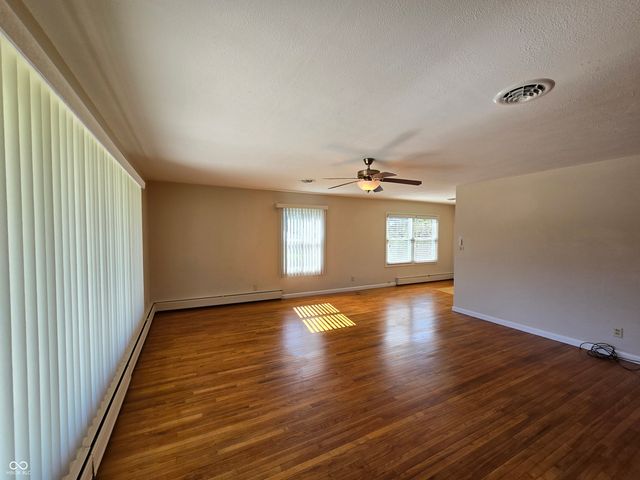 1141 Sugar Hill Drive, Rushville, IN 46173