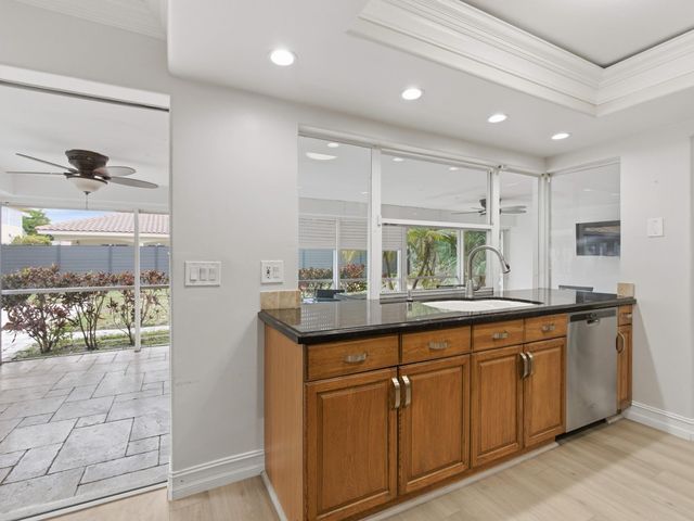 1921 NE 28th Court, Lighthouse Point, FL 33064