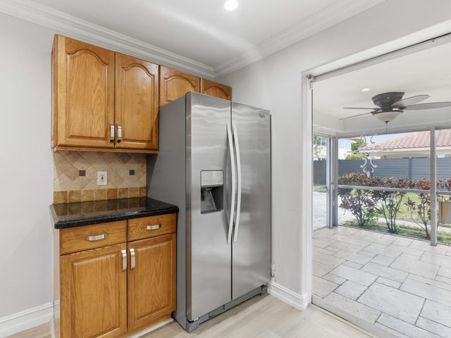 1921 NE 28th Court, Lighthouse Point, FL 33064