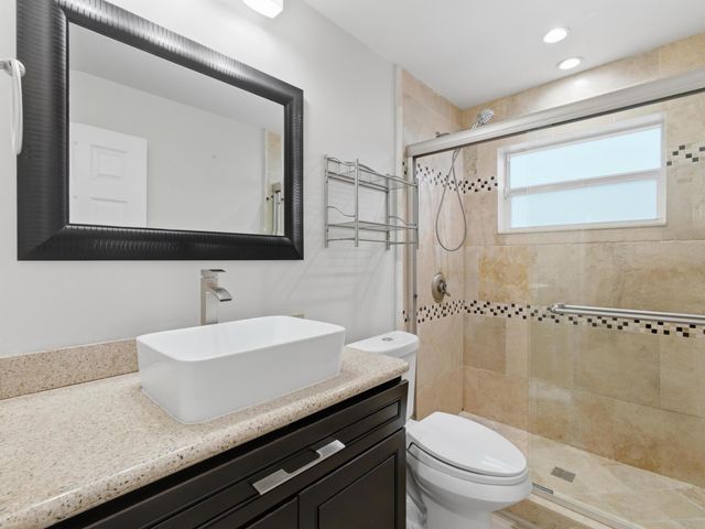 1921 NE 28th Court, Lighthouse Point, FL 33064