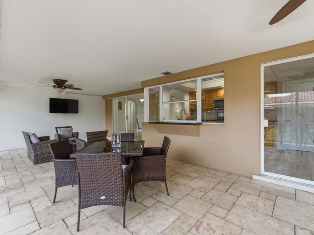 1921 NE 28th Court, Lighthouse Point, FL 33064