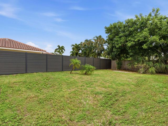 1921 NE 28th Court, Lighthouse Point, FL 33064