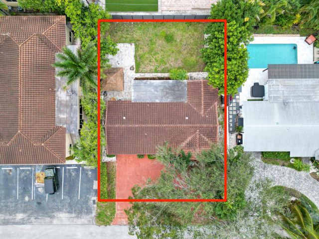 1921 NE 28th Court, Lighthouse Point, FL 33064