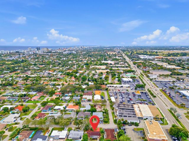 1921 NE 28th Court, Lighthouse Point, FL 33064