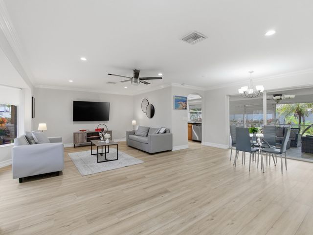 1921 NE 28th Court, Lighthouse Point, FL 33064