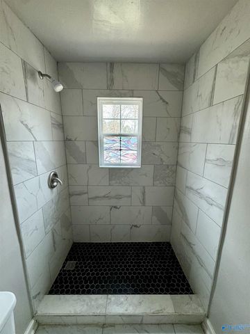 2004 Harrison Street SE, Decatur, AL 35601