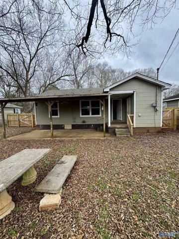 2004 Harrison Street SE, Decatur, AL 35601