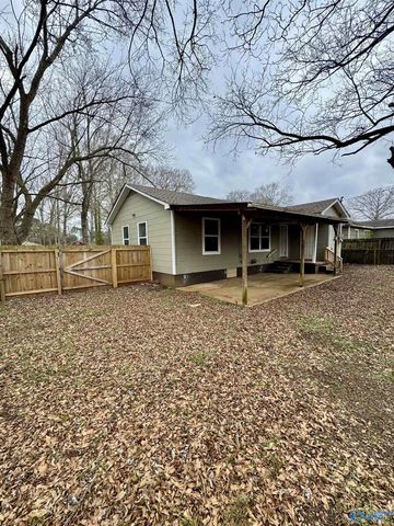 2004 Harrison Street SE, Decatur, AL 35601
