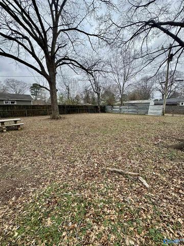 2004 Harrison Street SE, Decatur, AL 35601