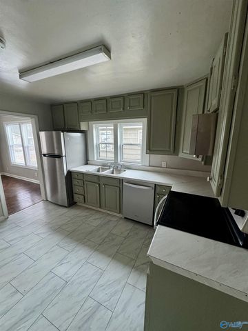 2004 Harrison Street SE, Decatur, AL 35601