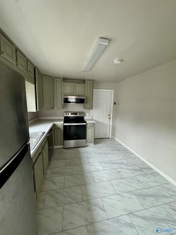 2004 Harrison Street SE, Decatur, AL 35601