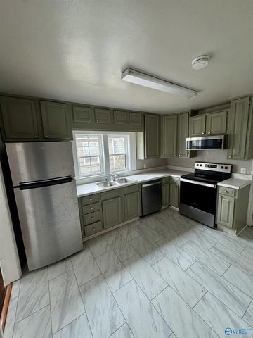 2004 Harrison Street SE, Decatur, AL 35601