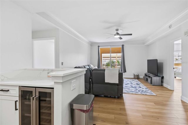 750 N TAMIAMI TRAIL 312, Sarasota, FL 34236