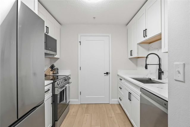 750 N TAMIAMI TRAIL 312, Sarasota, FL 34236