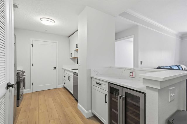 750 N TAMIAMI TRAIL 312, Sarasota, FL 34236