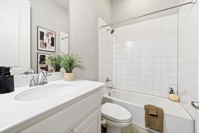 6409 Long Green Street, Rowlett, TX 75089