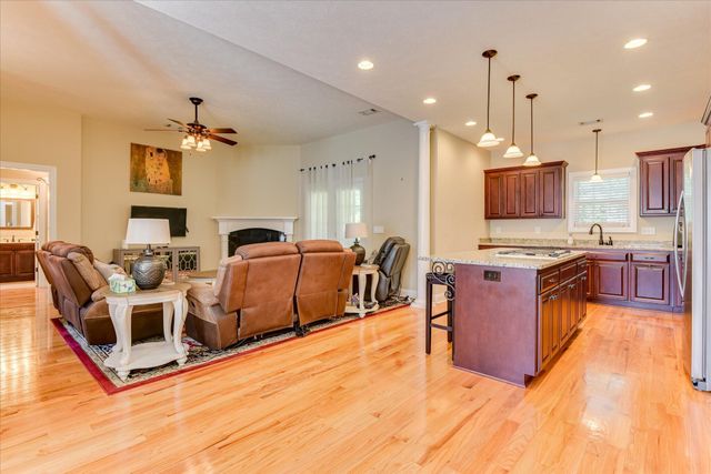 809 Rutledge Road SW, Aiken, SC 29801