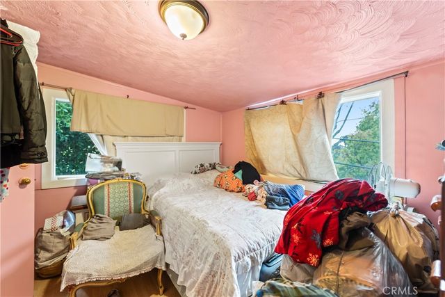 2424 West Boulevard, Los Angeles, CA 90016