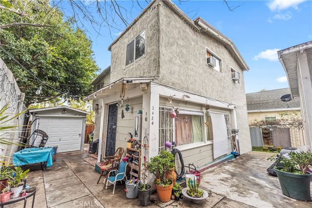 2424 West Boulevard, Los Angeles, CA 90016