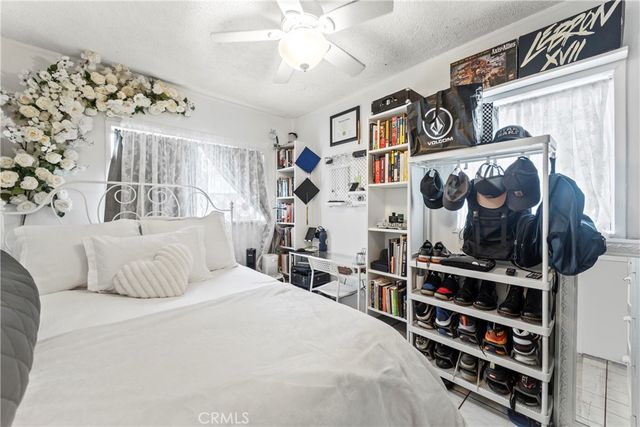 2424 West Boulevard, Los Angeles, CA 90016