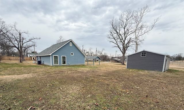 310 Blackjack Street, Winnsboro, TX 75494