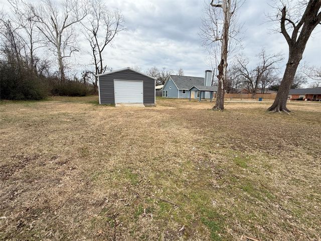 310 Blackjack Street, Winnsboro, TX 75494