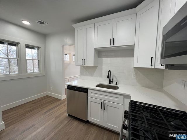 45 Fairfield Street Unit2, Montclair, NJ 07042