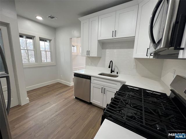 45 Fairfield Street Unit2, Montclair, NJ 07042