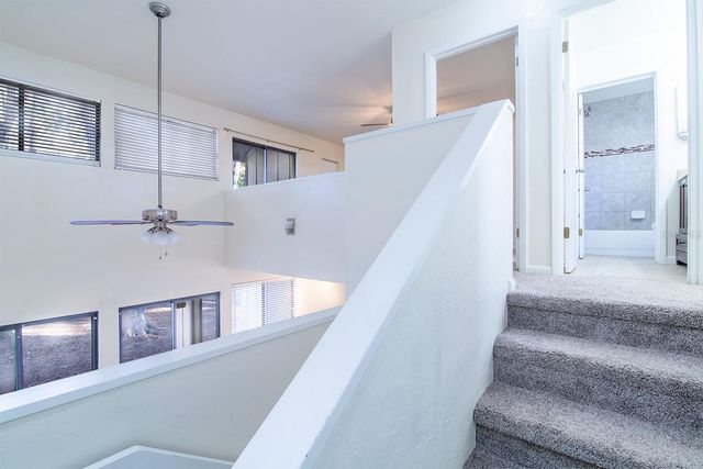 5528 SW 4TH PLACE 5528, Gainesville, FL 32607