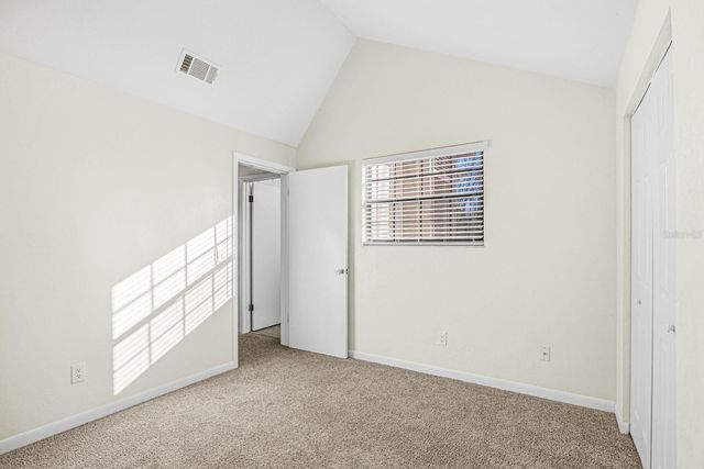 5528 SW 4TH PLACE 5528, Gainesville, FL 32607