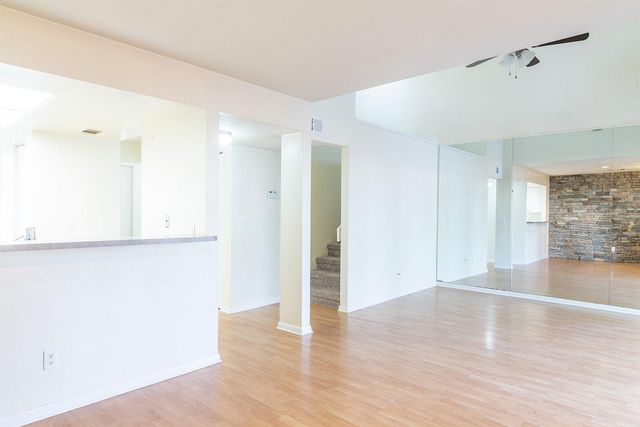 5528 SW 4TH PLACE 5528, Gainesville, FL 32607