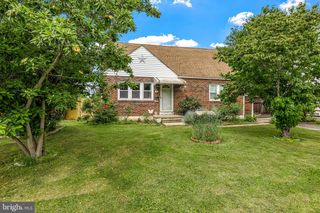 2 W REDMONT RD, Wilmington, DE 19804