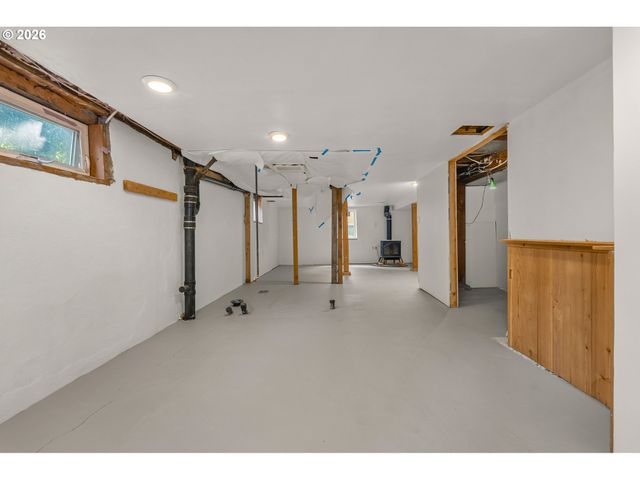 2714 Ne EVERETT St, Portland, OR 97232