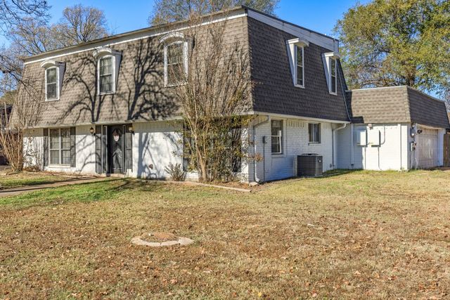 3935 Dawn Drive, Paris, TX 75462