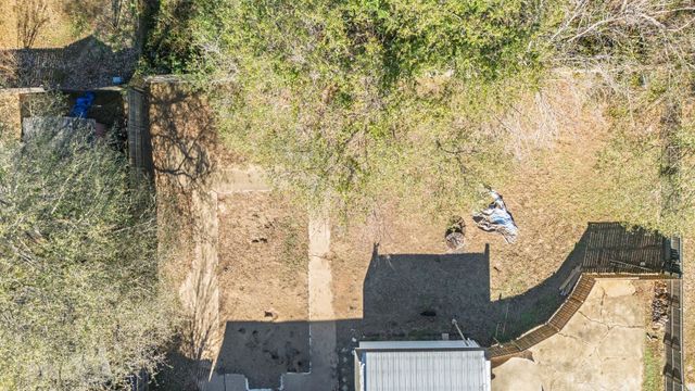 3935 Dawn Drive, Paris, TX 75462