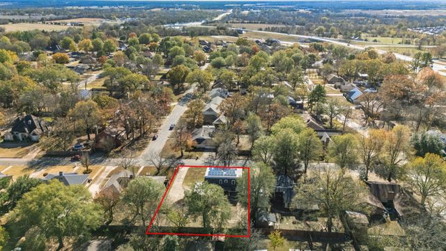 3935 Dawn Drive, Paris, TX 75462