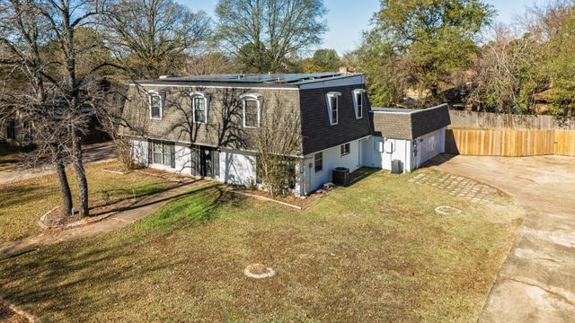 3935 Dawn Drive, Paris, TX 75462